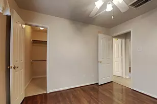 155 S Queenscliff Cir, The Woodlands, TX 77382 - Photo 11