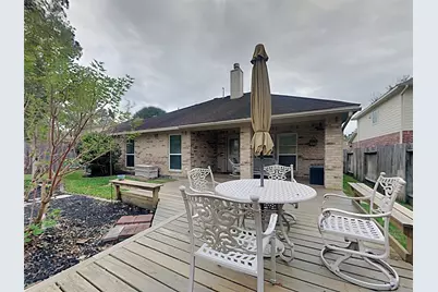 155 S Queenscliff Circle, The Woodlands, TX 77382 - Photo 19