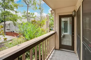 2277 S Kirkwood Rd, Houston, TX 77077 - Photo 9