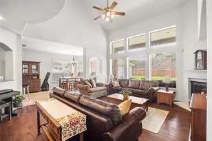 1302 Lake Grayson Dr, Katy, TX 77494 - Photo 13