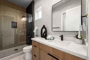 2307 St Emanuel St, Houston, TX 77004 - Photo 29