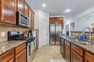 10051 Fallen Woods Dr, Houston, TX 77080 - Photo 11
