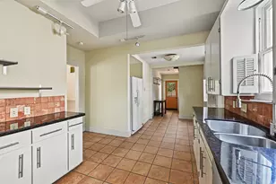 1335 Harvard St, Houston, TX 77008 - Photo 9