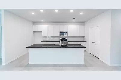 10633 Altitude Way, Conroe, TX 77303 - Photo 9