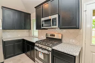 8807 Trenton Landing Ln, Richmond, TX 77407 - Photo 7