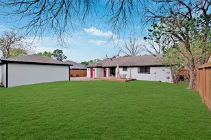 323 Gentilly Dr, Katy, TX 77450 - Photo 17