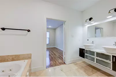 1515 Crockett Street, Houston, TX 77007 - Photo 9