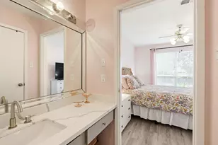 18800 Egret Bay Blvd, Webster, TX 77058 - Photo 17