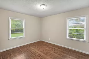 410 22nd Ave N, Texas City, TX 77590 - Photo 7