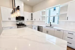 1940 Purswell Rd, Houston, TX 77055 - Photo 13
