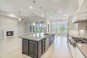 10106 Lehman Dr, Willis, TX 77318 - Photo 11