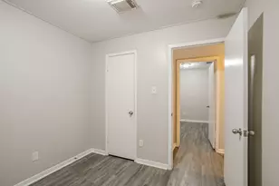 8723 Chipping Ln, Houston, TX 77088 - Photo 25