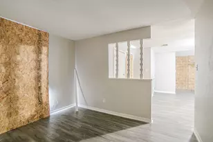 8723 Chipping Ln, Houston, TX 77088 - Photo 13