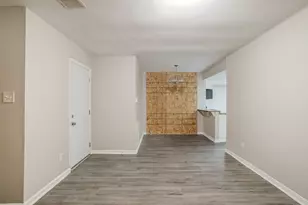 8723 Chipping Ln, Houston, TX 77088 - Photo 5