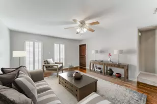 382 N Post Oak Ln, Houston, TX 77024 - Photo 17