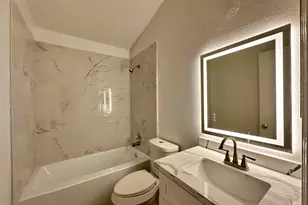 8202 Radial Ct, Rosharon, TX 77583 - Photo 25