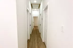 326 Clearwater A-B St, Houston, TX 77029 - Photo 9