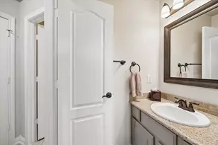 3902 Trailstone Ln, Katy, TX 77494 - Photo 33