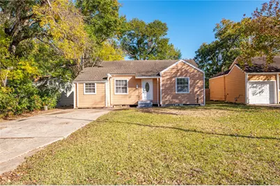 715 Center Street, Pasadena, TX 77506 - Photo 1