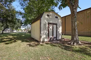 4733 Oleander St, Bacliff, TX 77518 - Photo 43