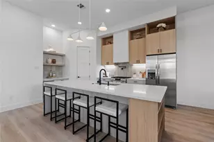 1421 E 36th St, Houston, TX 77022 - Photo 13