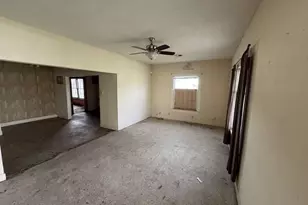 1302 S 23rd St, Temple, TX 76504 - Photo 5