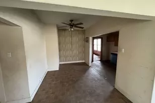 1302 S 23rd St, Temple, TX 76504 - Photo 5