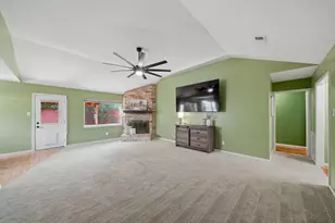 519 Orleans St, League City, TX 77573 - Photo 7