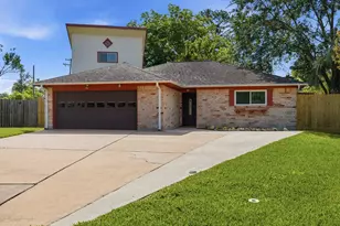 519 Orleans St, League City, TX 77573 - Photo 1