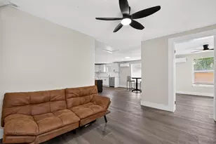 1505 Ryon St, Houston, TX 77009 - Photo 9