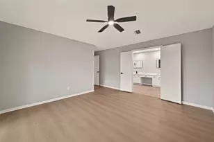9610 Cabin Creek Dr, Houston, TX 77064 - Photo 23