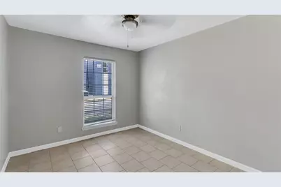122 E Crosstimbers Street #106, Houston, TX 77022 - Photo 9