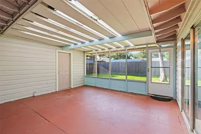 114 Pompano Ave, Galveston, TX 77550 - Photo 27