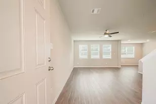 2335 Tavo Trail Dr, Conroe, TX 77301 - Photo 5