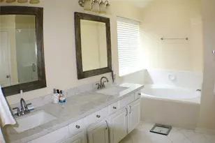 610 High Meadows Dr, Sugar Land, TX 77479 - Photo 25