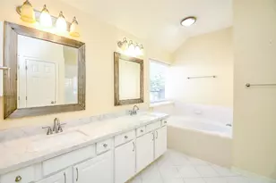 610 High Meadows Dr, Sugar Land, TX 77479 - Photo 15
