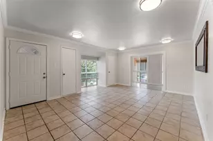12633 Memorial Dr, Houston, TX 77024 - Photo 13