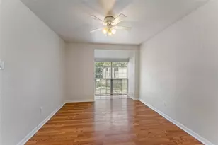 12633 Memorial Dr, Houston, TX 77024 - Photo 19