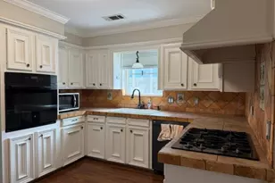 5031 Twin Candle Dr, Houston, TX 77018 - Photo 17