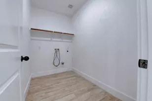 5121 Southwind St, Houston, TX 77033 - Photo 21