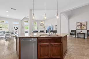 19814 Crested Peak Ln, Cypress, TX 77433 - Photo 13