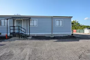 9224 1/2 A Canniff St, Houston, TX 77017 - Photo 3