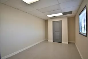 9224 1/2 A Canniff St, Houston, TX 77017 - Photo 13