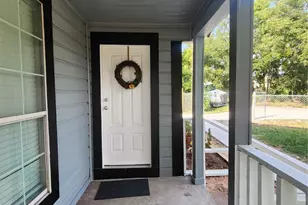 6203 Hoffman St, Houston, TX 77028 - Photo 3