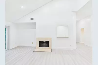 7610 Hopewell Lane, Houston, TX 77071 - Photo 13