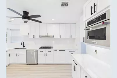 7610 Hopewell Lane, Houston, TX 77071 - Photo 9