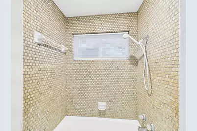 7610 Hopewell Lane, Houston, TX 77071 - Photo 19