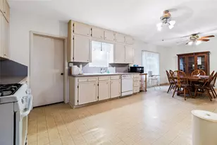 316 N Handley Ave, Livingston, TX 77351 - Photo 19