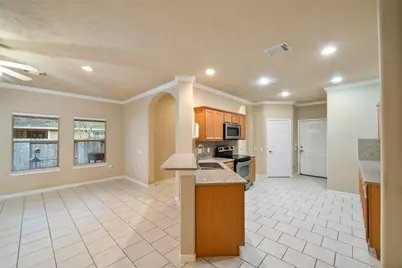 7 Fitzroy Place, Conroe, TX 77384 - Photo 11