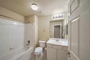 7 Fitzroy Pl, Conroe, TX 77384 - Photo 21